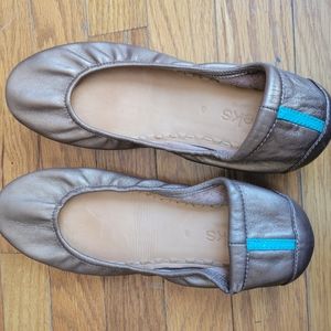 Bronze Tieks Size 8